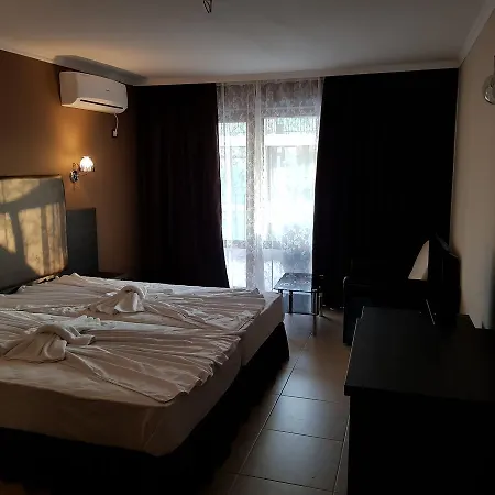 Studio 33 In Fenix Отель